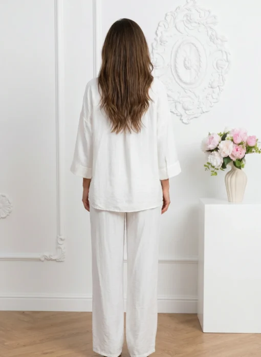 compleu-lejer-din-bumbac-cu-camasa-oversized-si-pantaloni-drepti