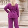 compleu-mov-elegant-cu-bluza-cambrata-si-funda-la-spate
