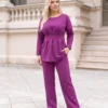 compleu-mov-elegant-cu-bluza-cambrata-si-funda-la-spate