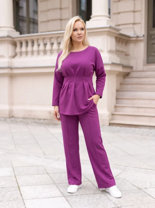 compleu-mov-elegant-cu-bluza-cambrata-si-funda-la-spate