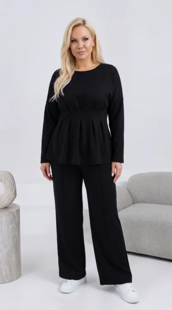 compleu-negru-elegant-cu-bluza-cambrata-si-funda-la-spate