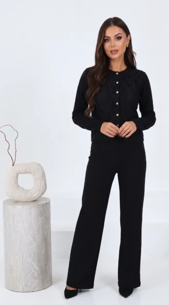 compleu-negru-elegant-cu-dantela-si-nasturi-metalici
