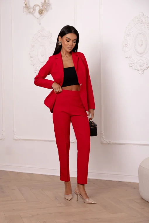 compleu-rosu-elegant-cu-sacou-cambrat-si-pantaloni-conici