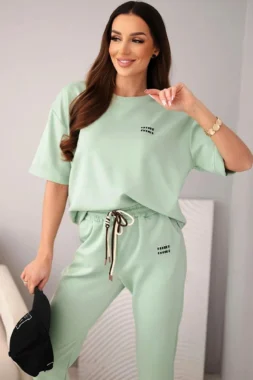 Compleu verde din vascoza cu top cu maneca scurta si pantaloni cu snur