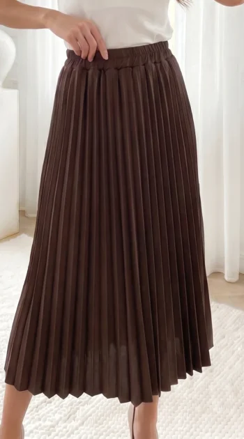 fusta-midi-plisata-maro-ciocolatiu-cu-talie-elastica