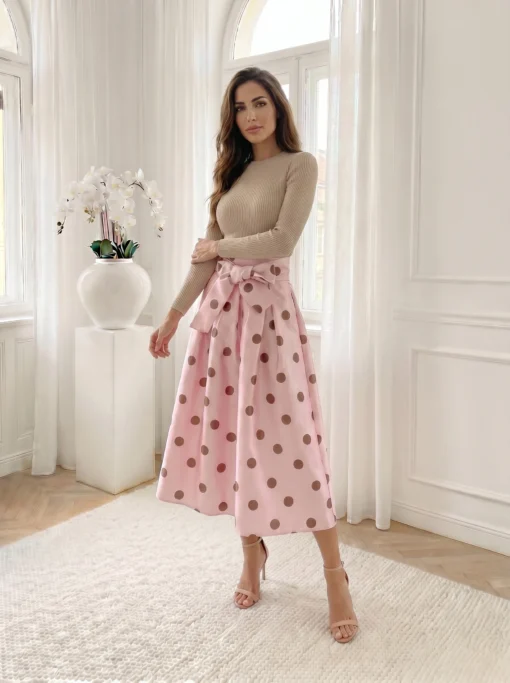 fusta-midi-roz-cu-buline-si-funda-in-talie
