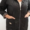 geaca-lunga-neagra-matlasata-marime-mare-cu-gluga-si-detalii-leopard