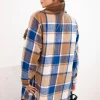 jacheta-dama-maro-cu-carouri-oversized-copiaza