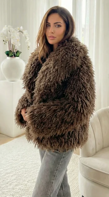 jacheta-din-blana-artificiala-maro