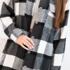 jacheta-oversized-in-carouri-alb-negru