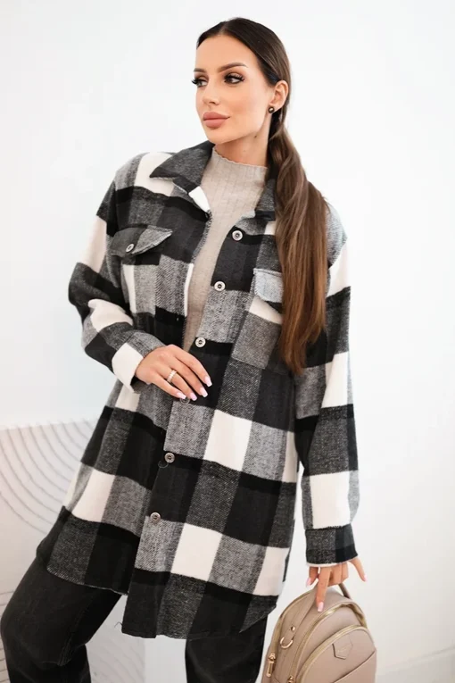 jacheta-oversized-in-carouri-alb-negru