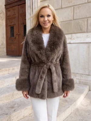Jacheta scurta eleganta din blanita cu cordon in talie