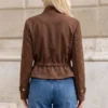 jacheta-scurta-eleganta-din-piele-ecologica-intoarsa-cu-snur-in-talie