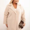 palton-bej-elegant-marime-mare-cu-croi-drept-si-nasturi-decorativi