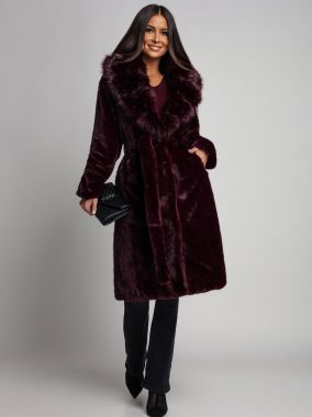 Palton burgundy elegant din blana artificiala cu cordon si guler amplu