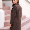 palton-elegant-cambrat-din-stofa-cu-rever-clasic
