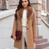 palton-elegant-cu-guler-din-blanita
