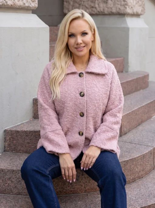 palton-elegant-din-stofa-boucle-cu-guler-clasic-si-nasturi-contrastanti