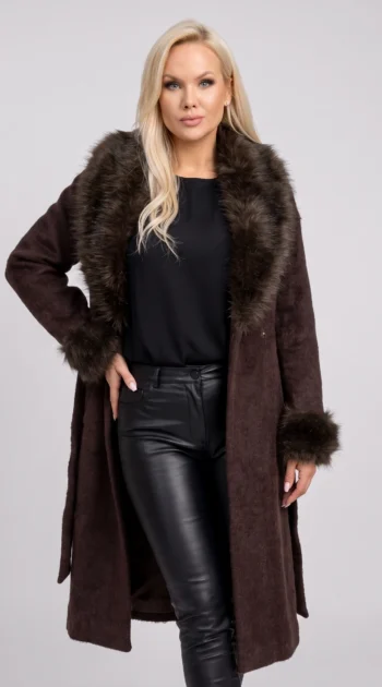 palton-elegant-din-tricot-pufos-cu-guler-si-mansete-din-blana