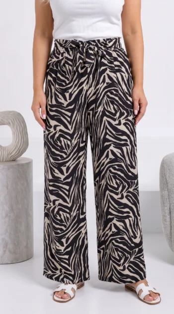 pantaloni-dama-wide-leg-cu-imprimeu-alba-negru-si-talie-elastica