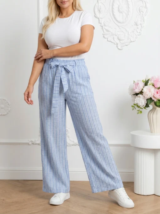 pantaloni-din-material-vaporos-cu-imprimeu-in-dungi-si-cordon