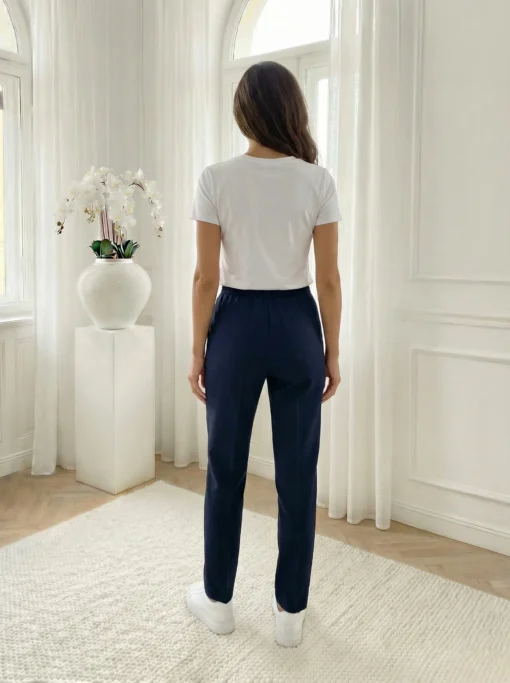 pantaloni-drepti-bleumarin-cu-talie-elastica