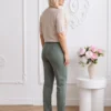 pantaloni-eleganti-cu-aspect-catifelat-si-curea-inclusa
