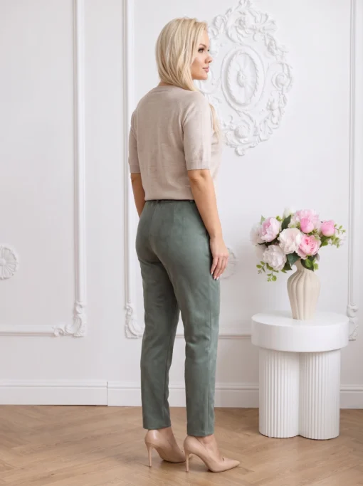 pantaloni-eleganti-cu-aspect-catifelat-si-curea-inclusa