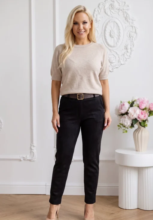 pantaloni-eleganti-cu-aspect-catifelat-si-curea-inclusa