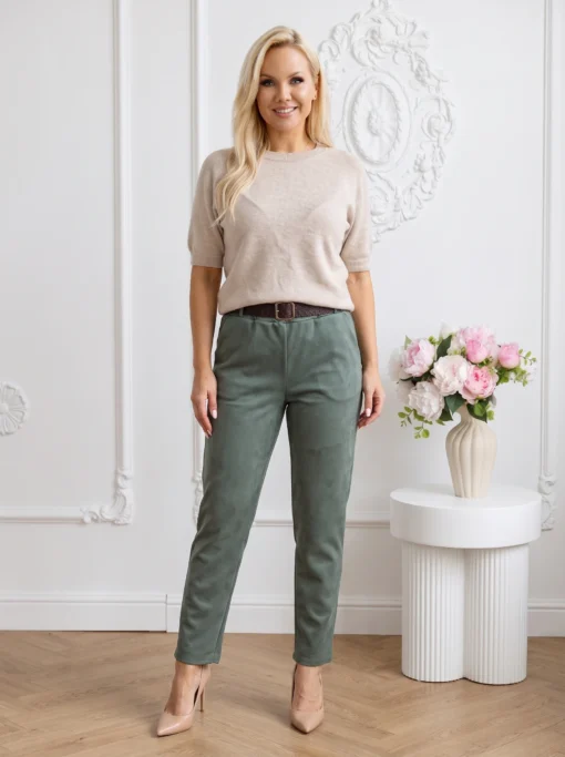 pantaloni-eleganti-cu-aspect-catifelat-si-curea-inclusa