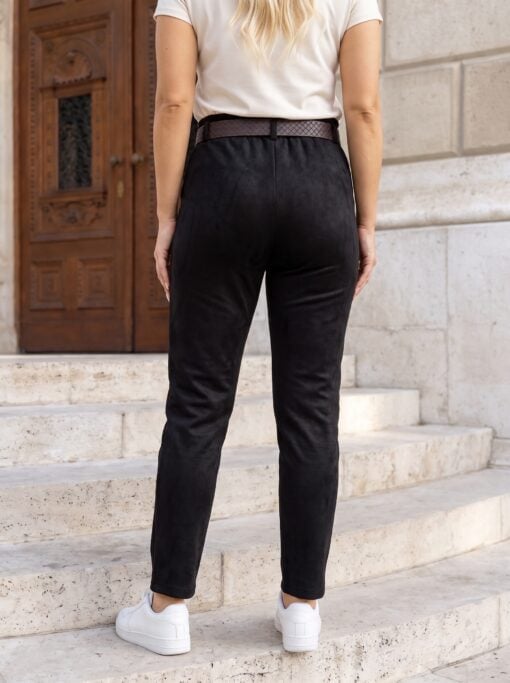 pantaloni-eleganti-cu-nasturi-decorativi-la-glezna