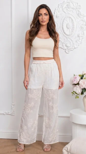 pantaloni-eleganti-din-voal-brodat-cu-croiala-larga-si-talie-elastica
