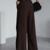pantaloni-evazati-eleganti-cu-talie-inalta-elastica-maro-ciocolatiu