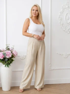 Pantaloni largi din vascoza fluida cu pliuri elegante in talie