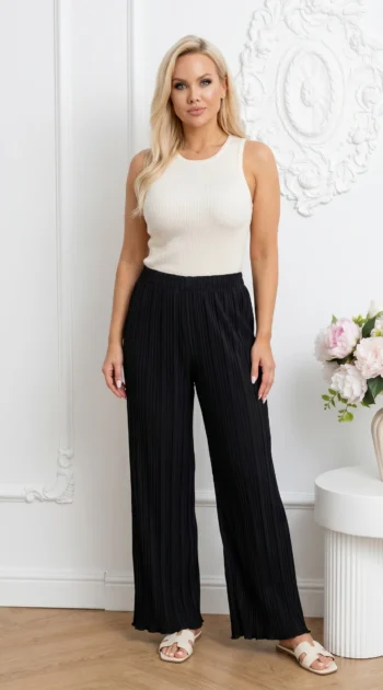 pantaloni-negri-plisati-cu-croiala-larga