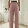 pantaloni-roz-pudra-cu-curea-si-croiala-dreapta