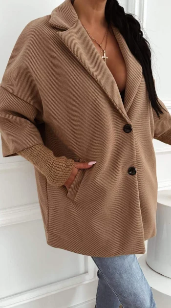pardesiu-oversize-maro-cu-guler-dublu-si-maneci-tricotate