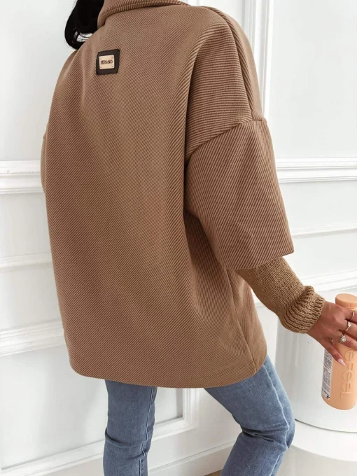pardesiu-oversize-maro-cu-guler-dublu-si-maneci-tricotate