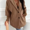 pardesiu-oversize-maro-cu-guler-dublu-si-maneci-tricotate