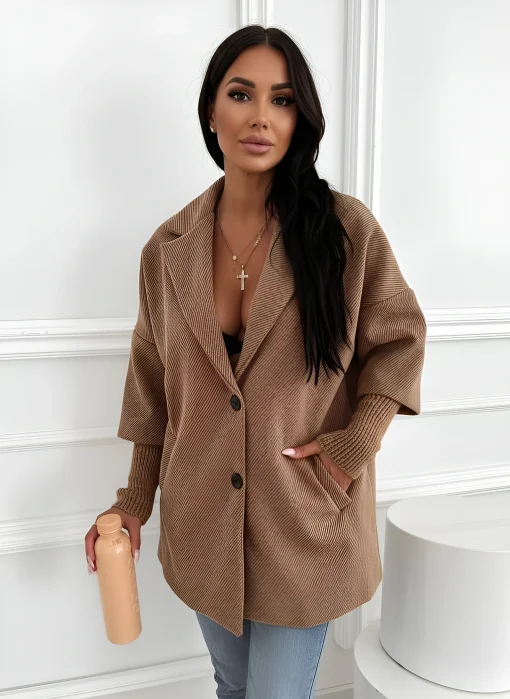 pardesiu-oversize-maro-cu-guler-dublu-si-maneci-tricotate