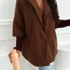 pardesiu-oversize-maro-inchis-cu-guler-dublu-si-maneci-tricotate
