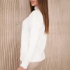 pulover-alb-din-tricot-cu-continut-de-lana