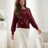 pulover-bordo-elegant-cu-aplicatii-cristale-tip-stea