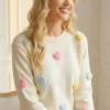 pulover-crem-din-tricot-cu-inimi-aplicate-3d