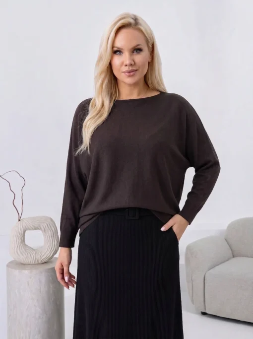 pulover-din-tricot-cu-decolteu-rotund