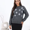 pulover-din-tricot-cu-motive-florale-brodate