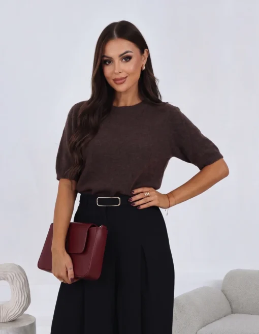 pulover-din-tricot-pufos-cu-decolteu-rotund