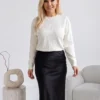 pulover-elegant-din-tricot-cu-aplicatii-stralucitoare