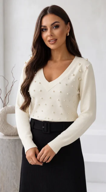 pulover-elegant-din-tricot-fin-cu-aplicatii-perle