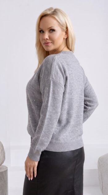 pulover-elegant-din-tricot-fin-cu-aplicatii-strasuri